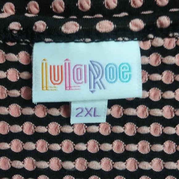 NWT LulaRoe Gigi Polka Dot Top - Picture 6 of 8